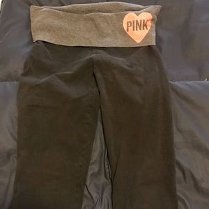 VS PINK Capri yoga pants